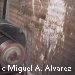 Aletas de la bater�a de refrigeraci�n de una climatizadora mal peinadas